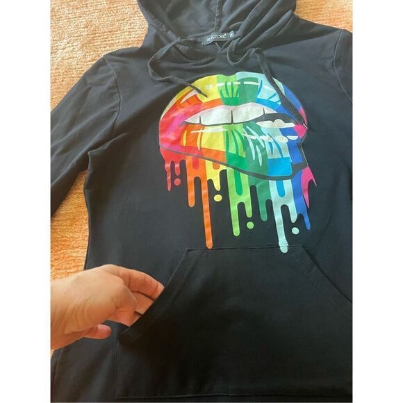 MAGICMK Women Long Sleeve Print Lips Slim Fitted Knee Length Sweatshirt with Poc - Picture 4 of 10